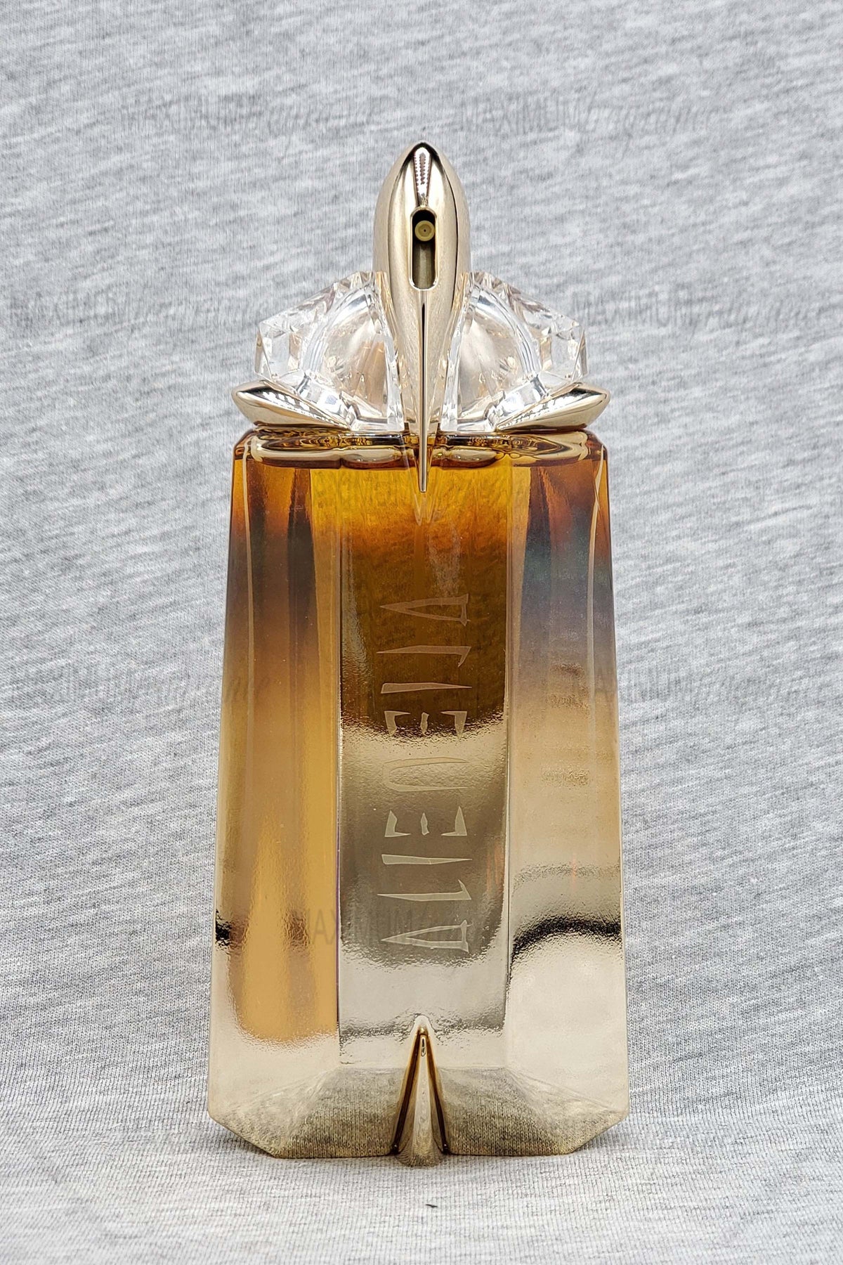 Alien Oud Majestueux - Maximum Fragrance